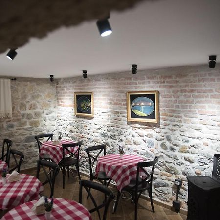 Old Bazaar Rooms Korce Ngoại thất bức ảnh