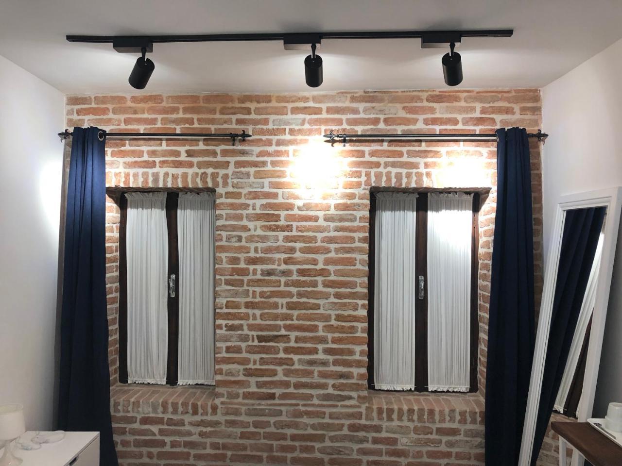 Old Bazaar Rooms Korce Ngoại thất bức ảnh