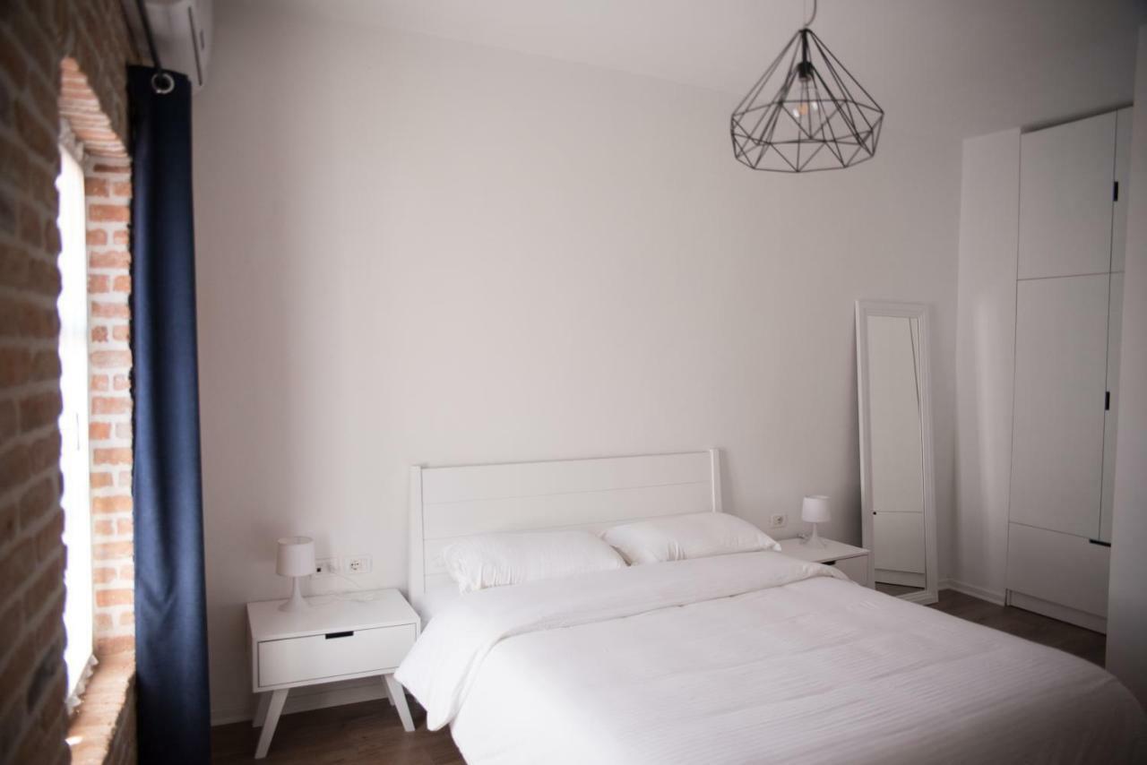 Old Bazaar Rooms Korce Ngoại thất bức ảnh