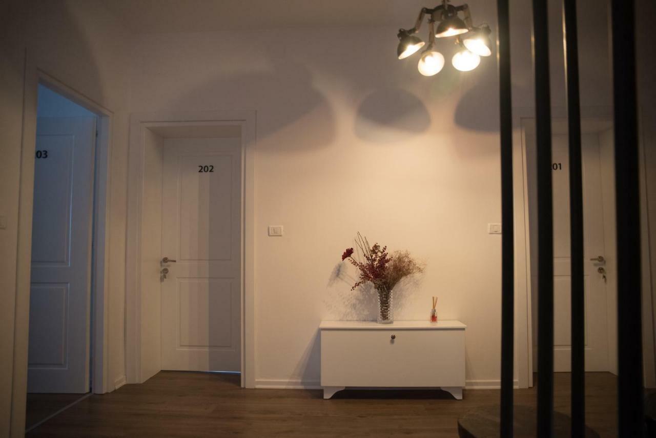 Old Bazaar Rooms Korce Ngoại thất bức ảnh