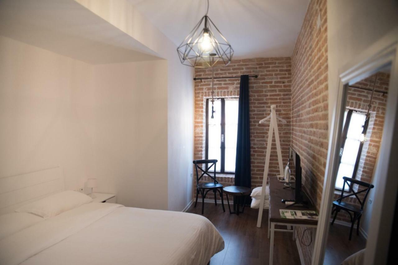 Old Bazaar Rooms Korce Ngoại thất bức ảnh